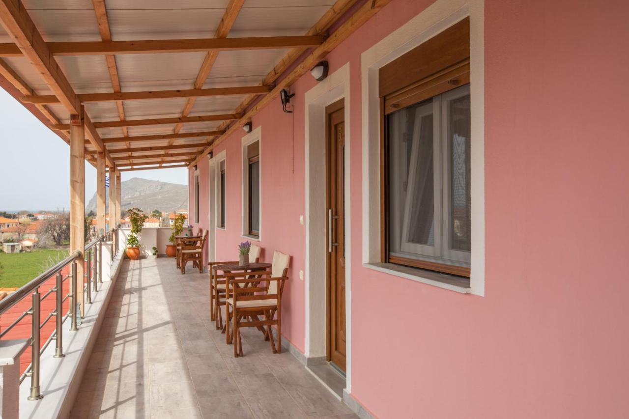 Venia'S Apartments Skala Eressos Eksteriør billede